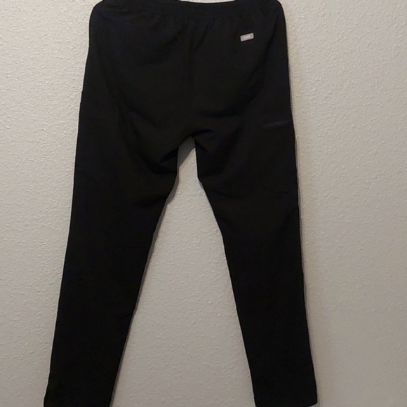 Figs Yola Straight Leg Scrub pant black small - Picture 2 of 9